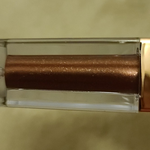Manna Kadar Beauty Liquid Eyeshadow in Cosmic - Picture 4 of 4